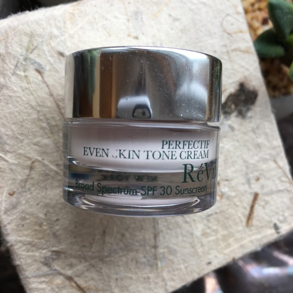 ReVive Travel Set (sold out items!) - Picture 2 of 8